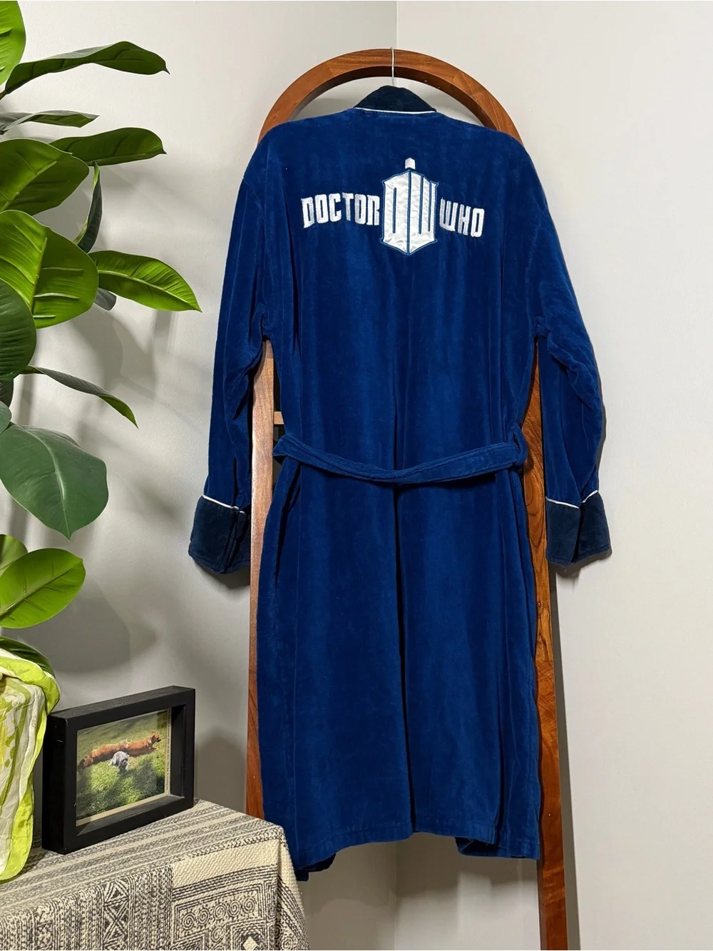 Robe Factory Dr Who Tardis ADULT ONE SIZE Blue Terry Cloth Belted Robe - Picture 2 of 9